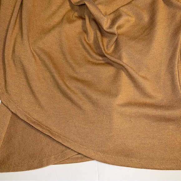 1. State Women’s Cross Front Knit Top in Wild Oak Sz M - Picture 8 of 11